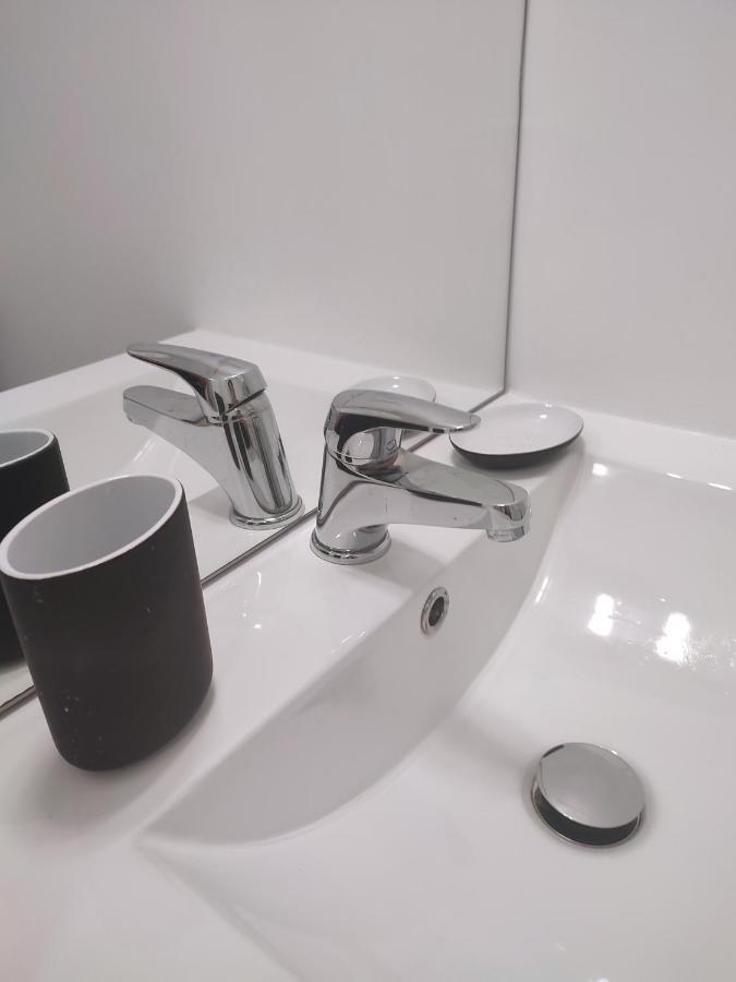 Apartamento Cocon avec jardin terrasse privé et parking Brest Exterior foto
